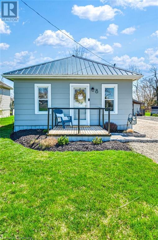 8 Carrick Street, Hagersville, Ontario  N0A 1H0 - Photo 4 - 40751025