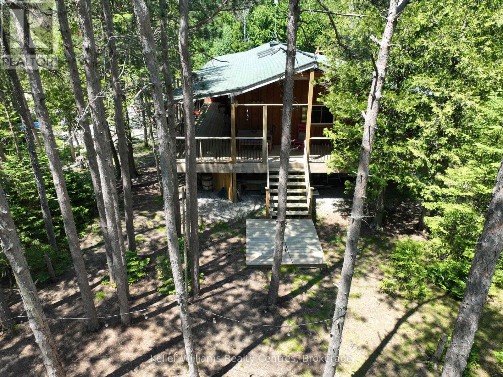 292 Whiskey Harbour Road, Northern Bruce Peninsula, Ontario  N0H 2T0 - Photo 10 - X12271482