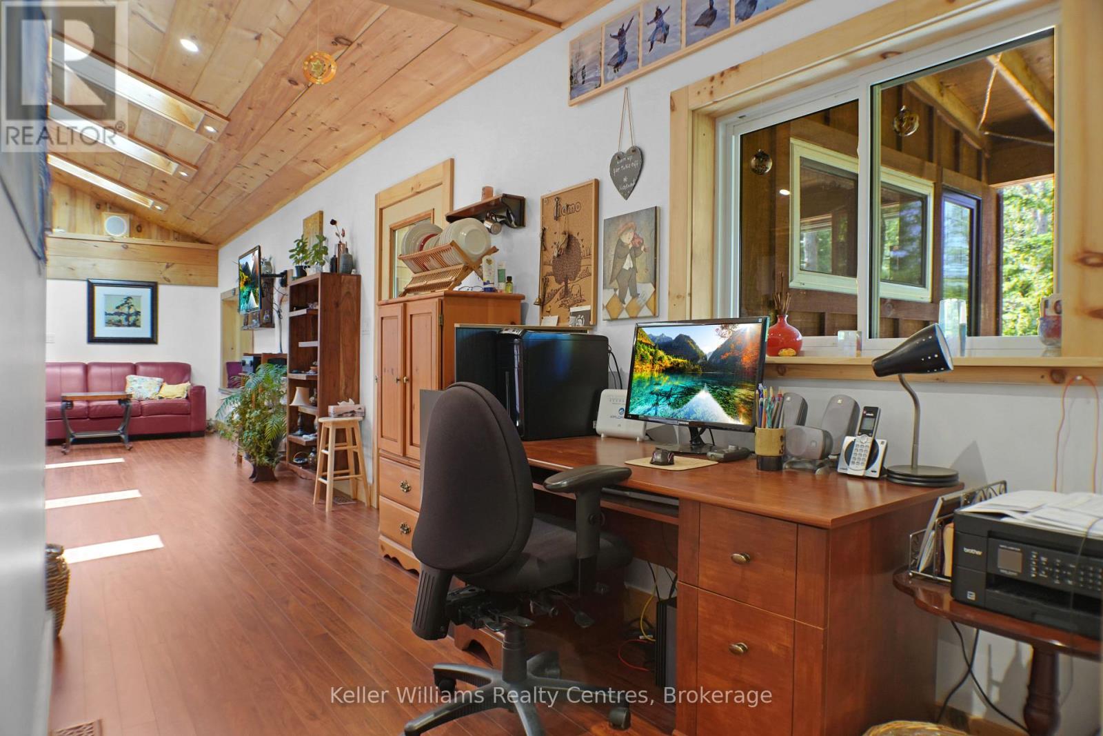 292 Whiskey Harbour Road, Northern Bruce Peninsula, Ontario  N0H 2T0 - Photo 37 - X12271482