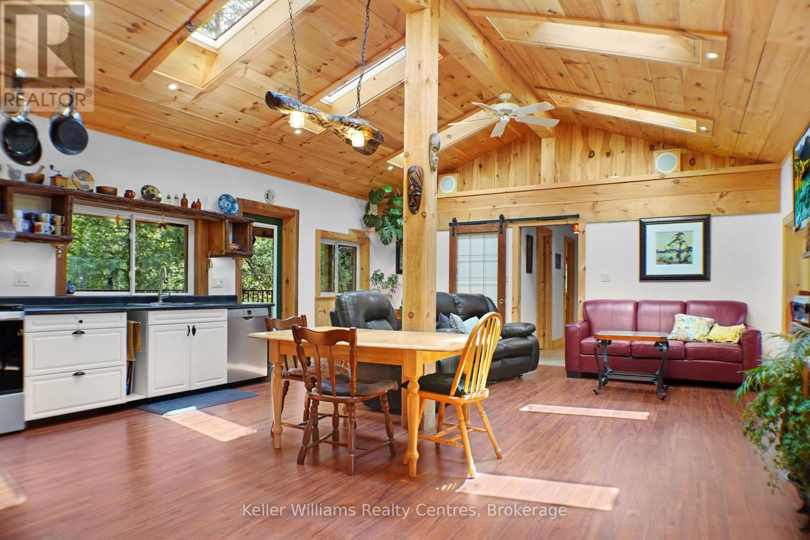 292 Whiskey Harbour Road, Northern Bruce Peninsula, Ontario  N0H 2T0 - Photo 24 - X12271482