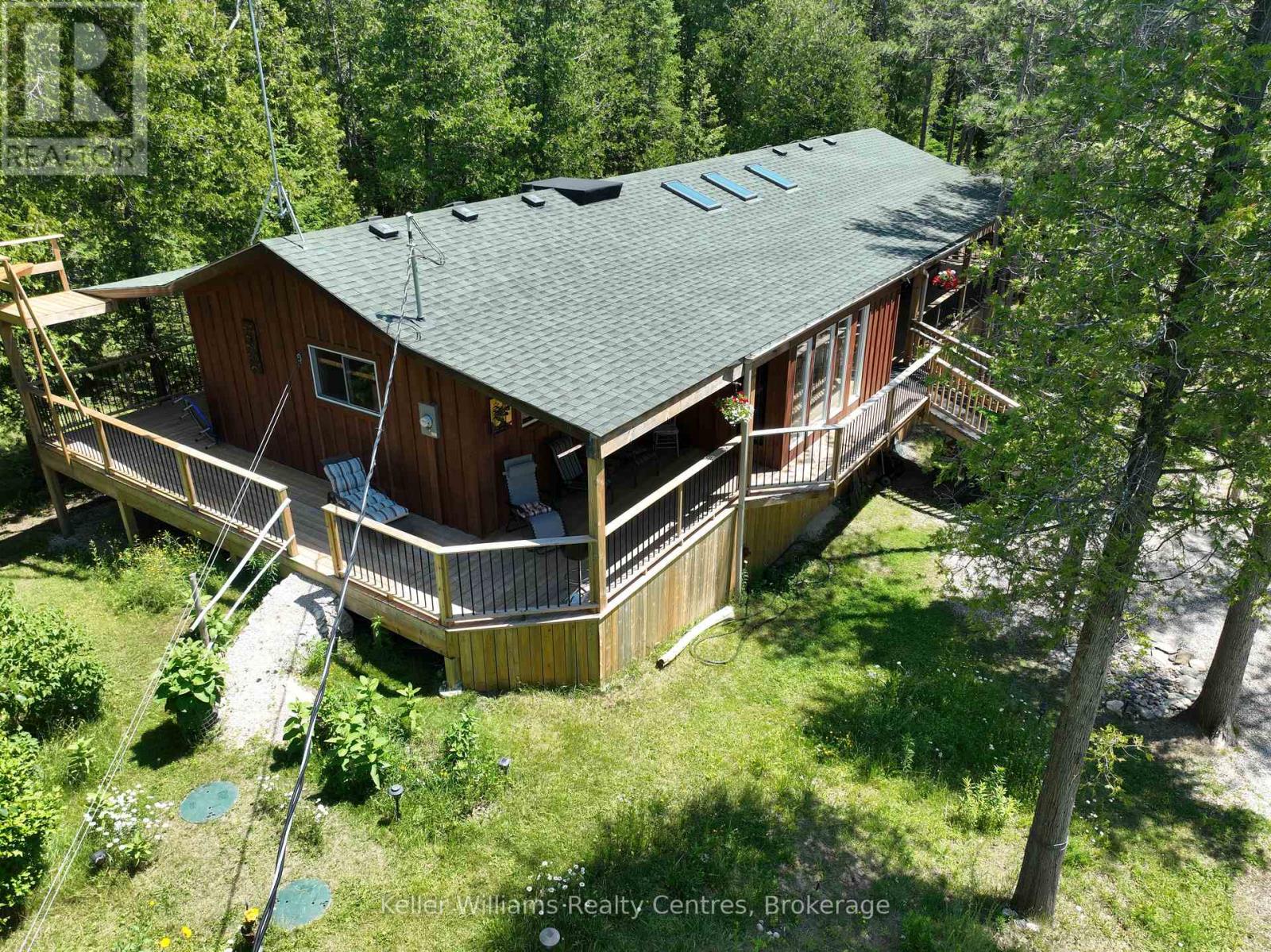 292 Whiskey Harbour Road, Northern Bruce Peninsula, Ontario  N0H 2T0 - Photo 8 - X12271482