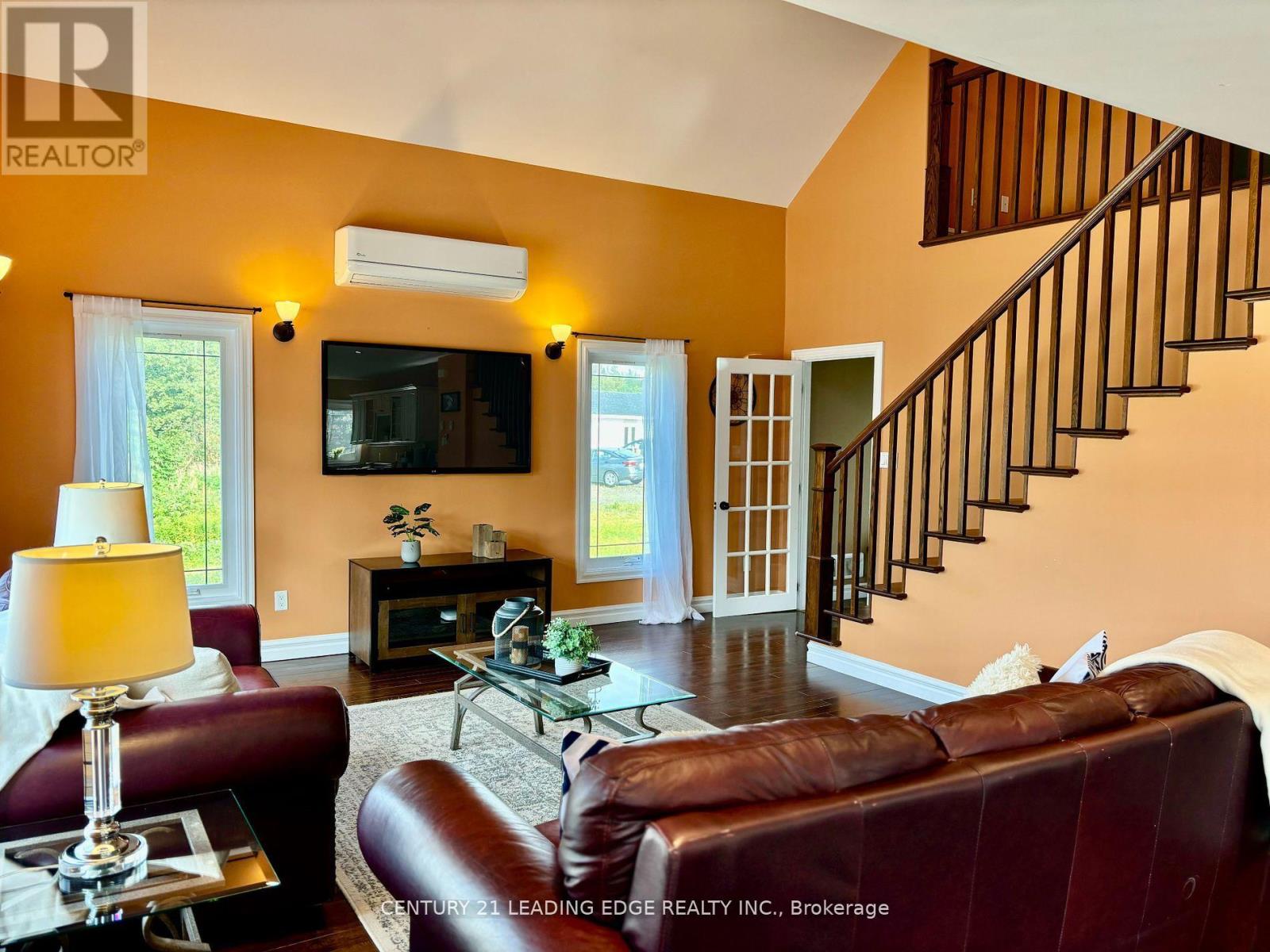 379 A J. W. Pickersgill Boulevard, Newfoundland, Newfoundland & Labrador  A0G 4P0 - Photo 6 - X12282821
