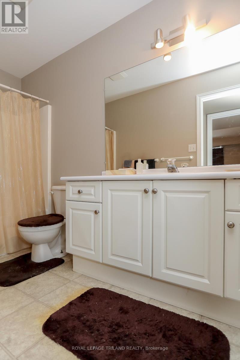 6657 Beattie Street, London South (South V), Ontario  N6P 1T8 - Photo 31 - X12283130