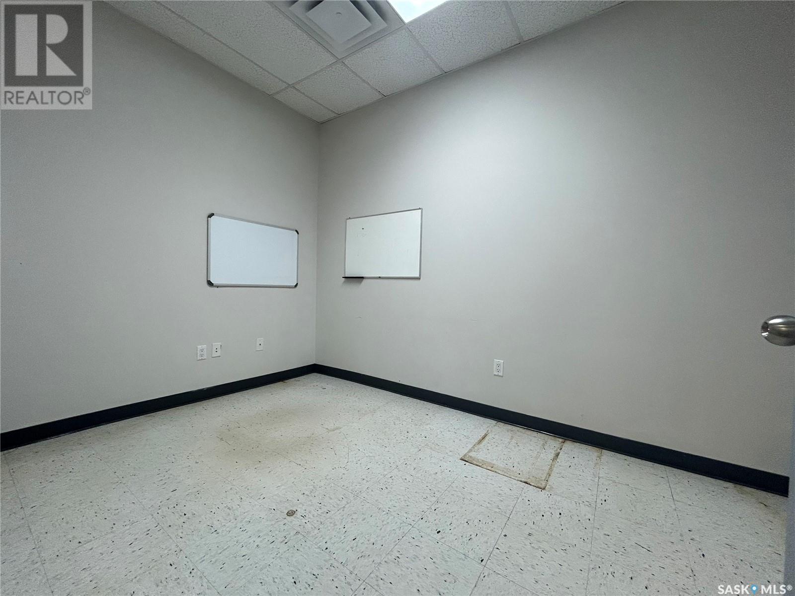610 Park Avenue, Moosomin, Saskatchewan  S0G 3N0 - Photo 14 - SK010337
