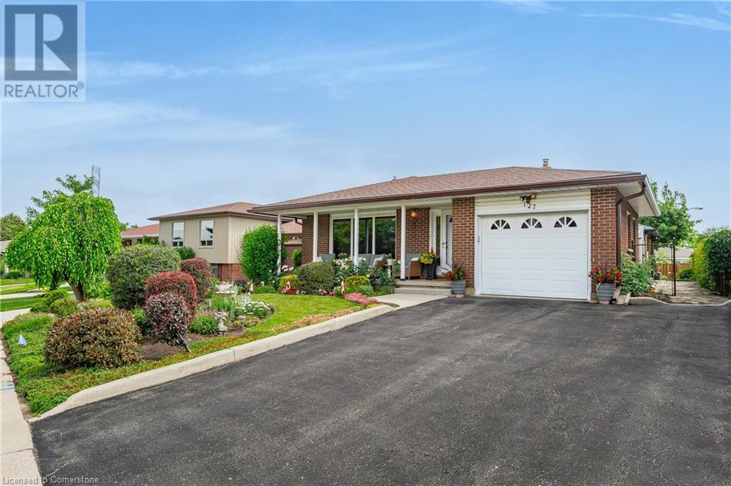 Property at 127 TOYNBEE Crescent image 2