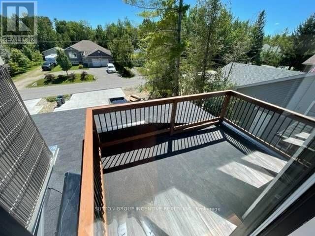 54 Marilyn Avenue S, Wasaga Beach, Ontario  L9Z 2Y1 - Photo 17 - S12032504