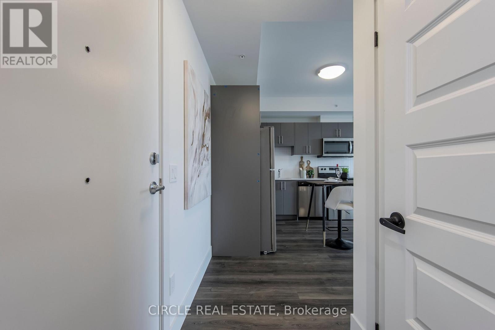 607 - 103 Roger Street, Waterloo, Ontario  N2J 1A4 - Photo 8 - X12282952