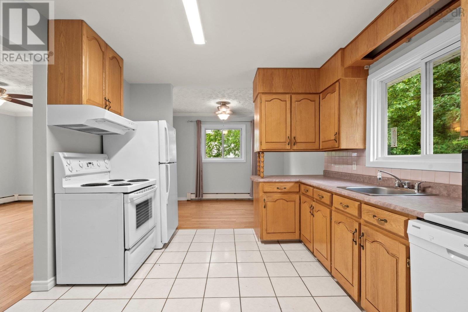 21 Spinner Crescent, Lower Sackville, Nova Scotia  B4C 2G1 - Photo 7 - 202517153