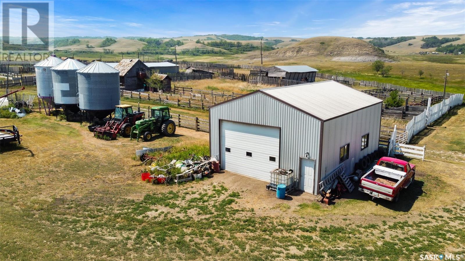 Deeded & Lease Land W/ Yard Near St Victor, Willow Bunch Rm No. 42, Saskatchewan  S0H 3T0 - Photo 23 - SK012530