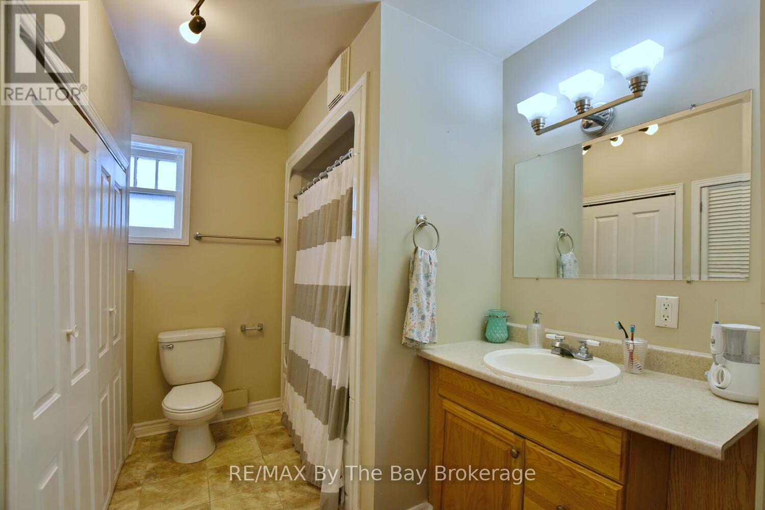 113 Spruce Street, Collingwood, Ontario  L9Y 3G8 - Photo 6 - S12283255