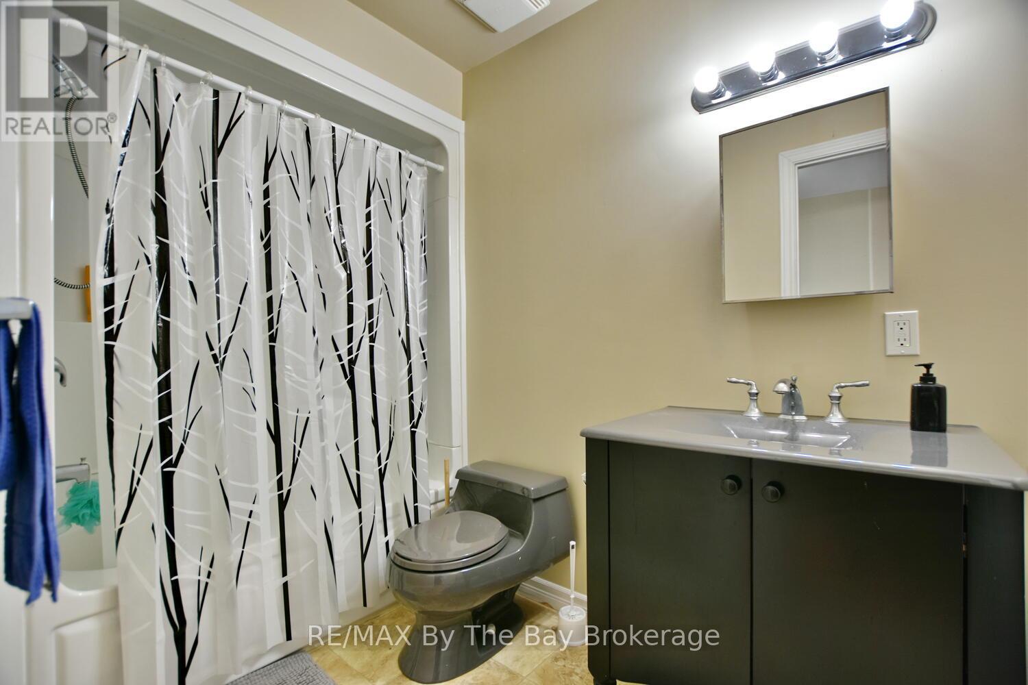 113 Spruce Street, Collingwood, Ontario  L9Y 3G8 - Photo 9 - S12283255