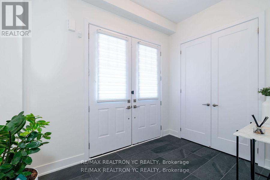 Property at 216 SIKURA CIRCLE image 3