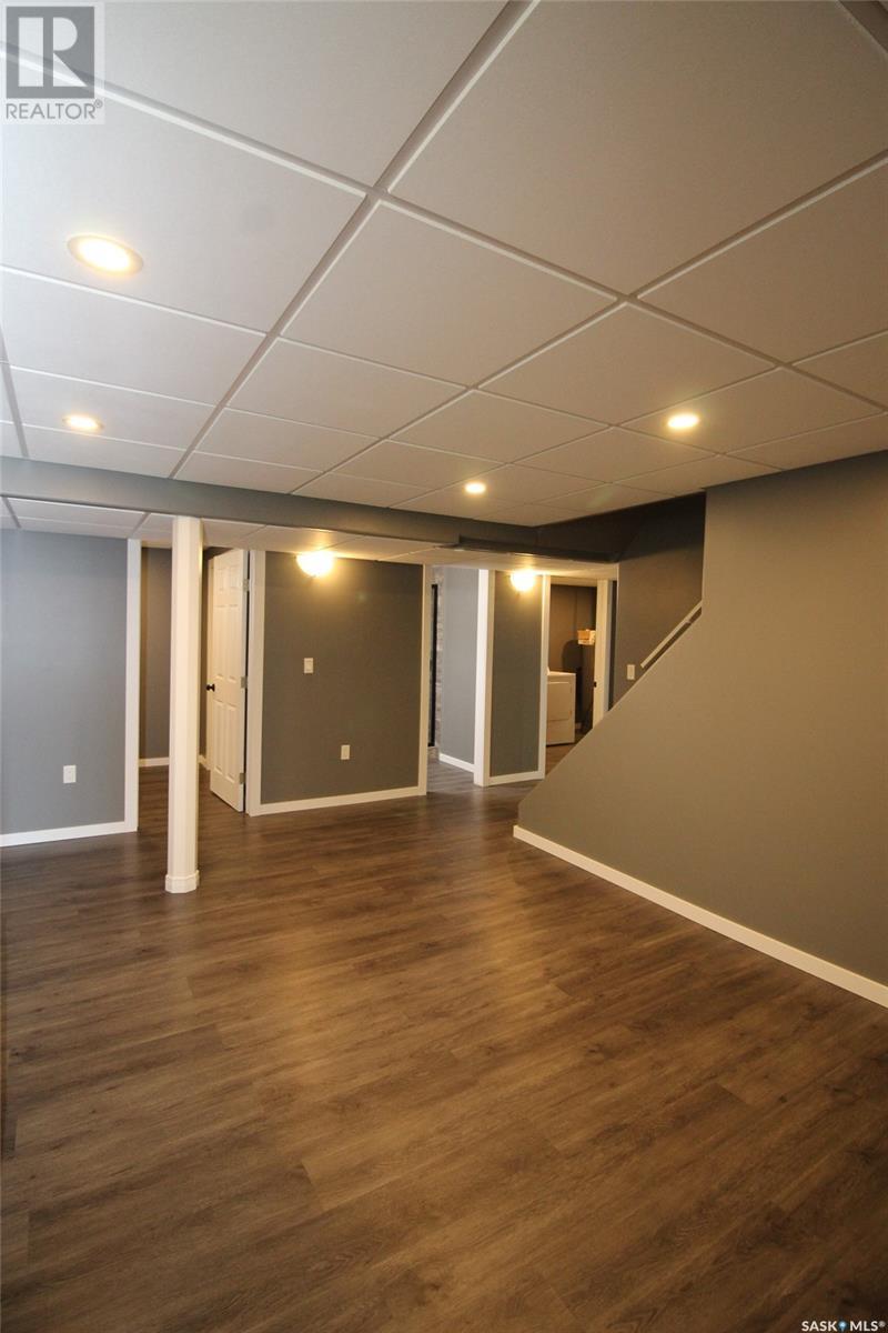 420 1st Street W, Shaunavon, Saskatchewan  S0N 2M0 - Photo 37 - SK003375