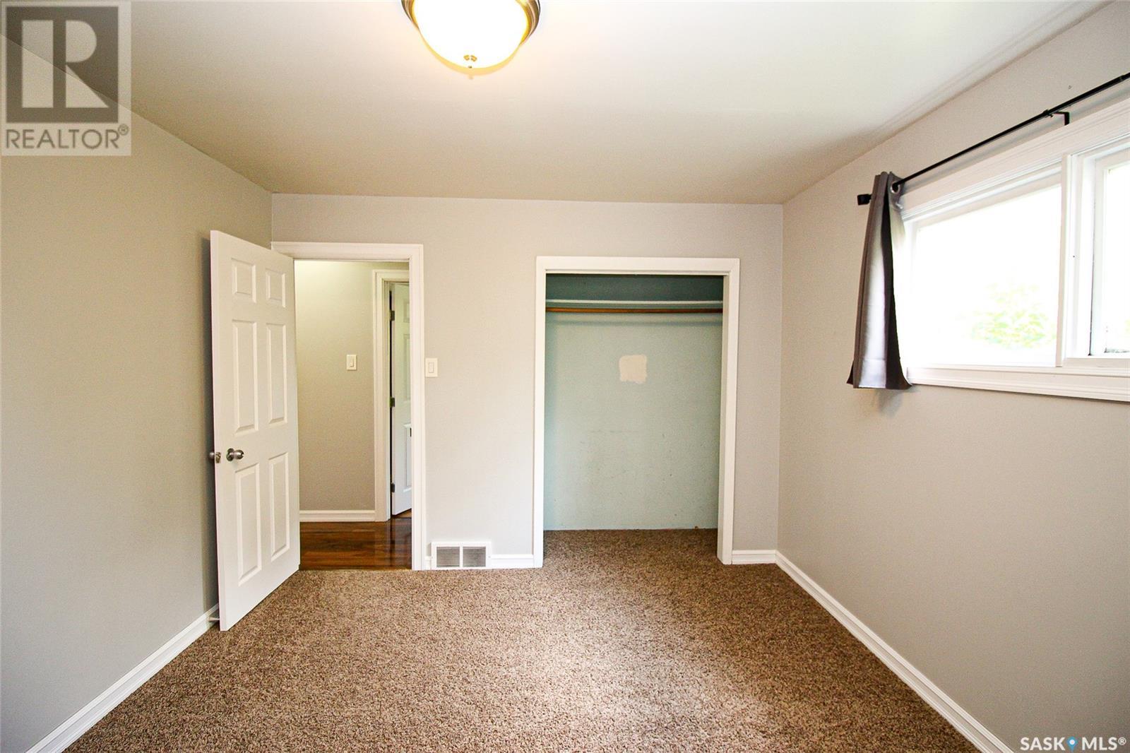 420 1st Street W, Shaunavon, Saskatchewan  S0N 2M0 - Photo 24 - SK003375