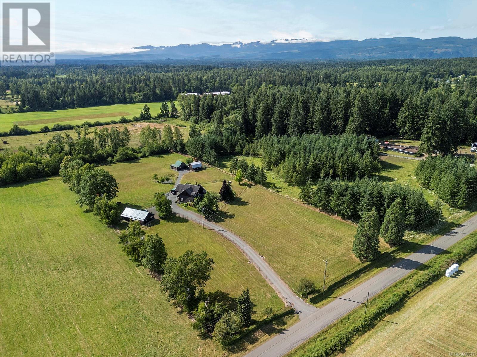 3713 Dove Creek Rd, Courtenay, British Columbia  V9J 1R9 - Photo 6 - 1006877