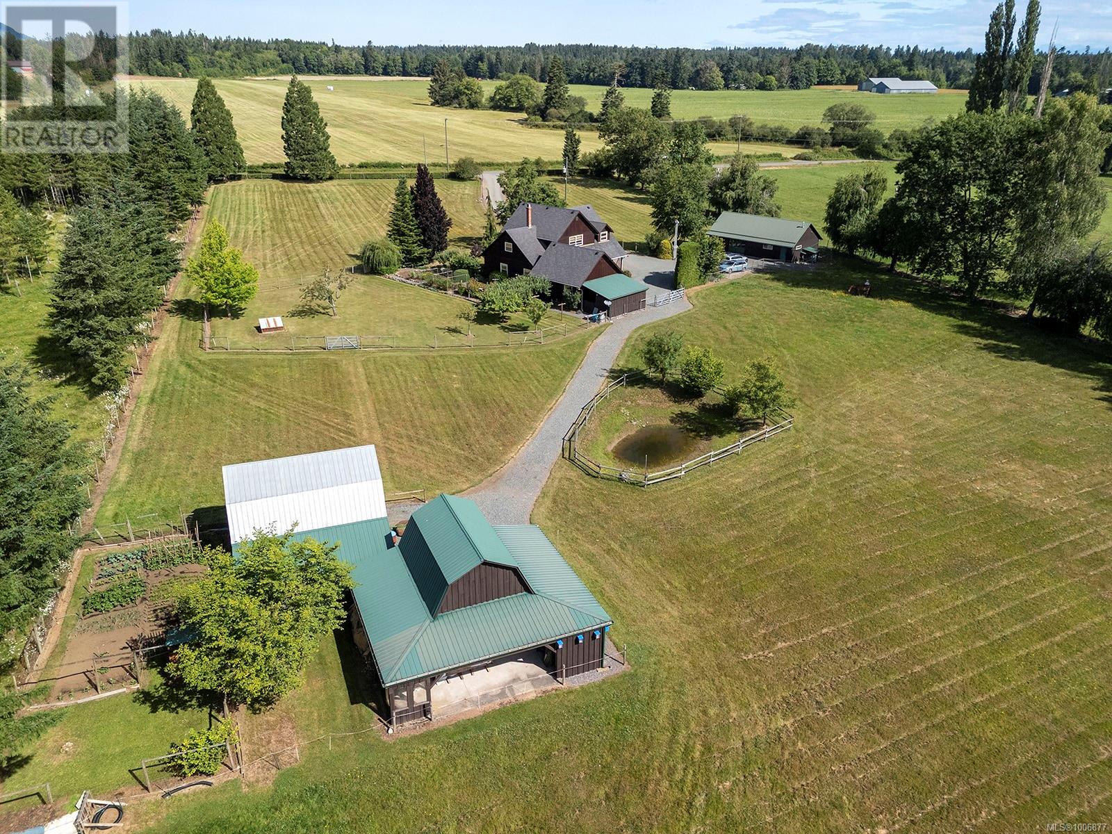 3713 Dove Creek Rd, Courtenay, British Columbia  V9J 1R9 - Photo 50 - 1006877