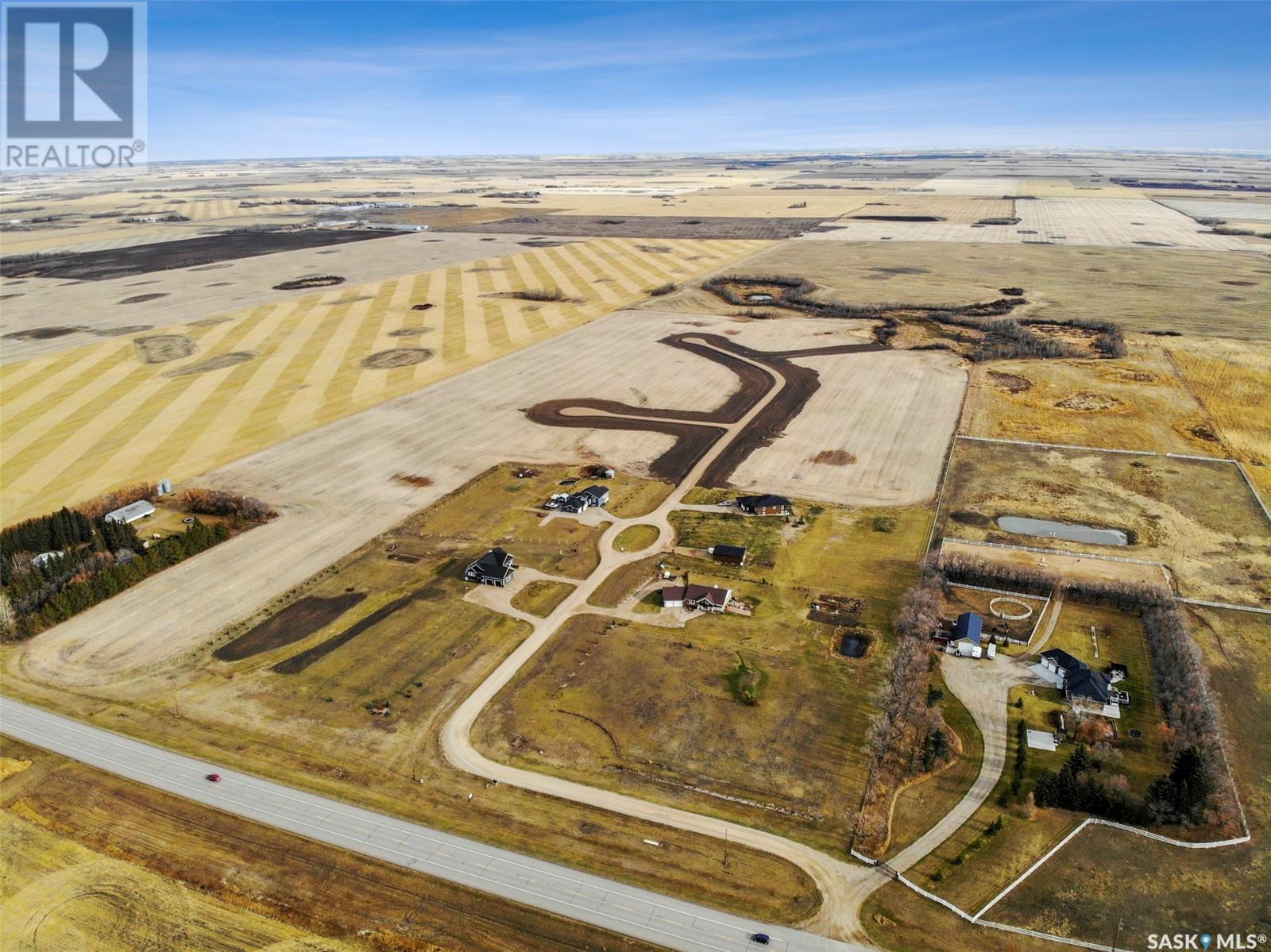 9 Aspen Lane, Laird Rm No. 404, Saskatchewan  S0K 1Z0 - Photo 2 - SK012461