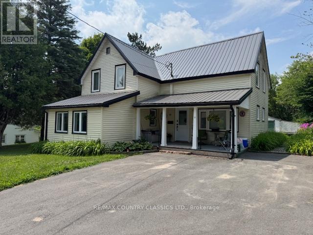 Property at 12 HASTINGS STREET S image 3