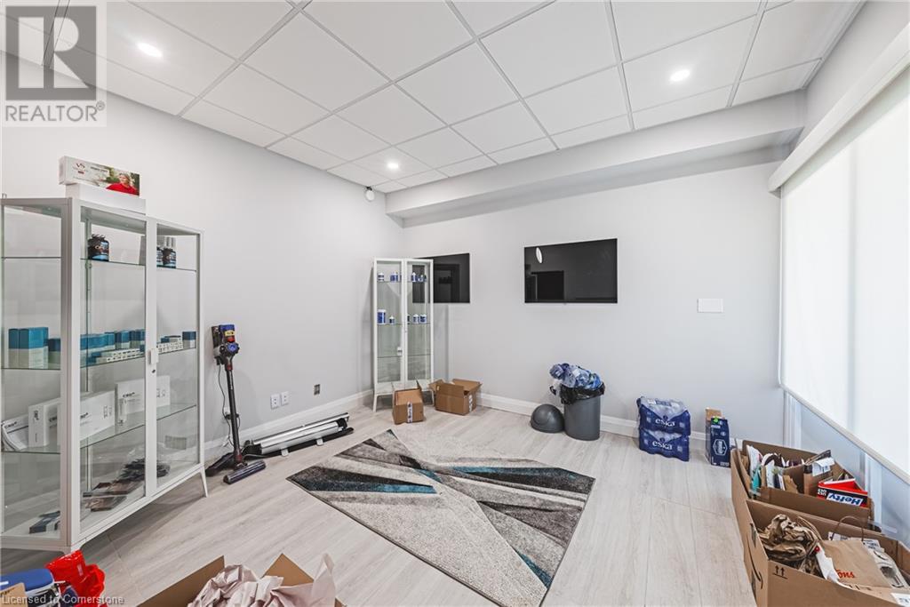 2 Heath Street, Hamilton, Ontario  L8H 3Y5 - Photo 12 - 40690667