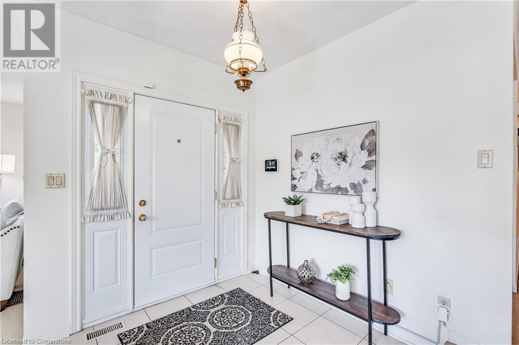 Property at 47 WINTER Way image 3