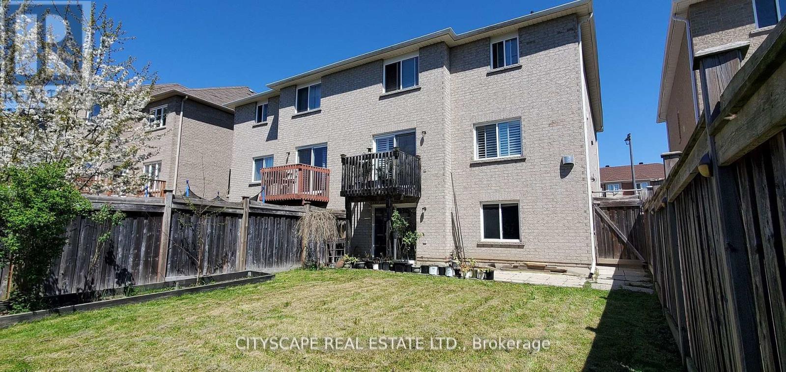 369 Kwapis Boulevard, Newmarket, Ontario  L3X 3H1 - Photo 22 - N12282947