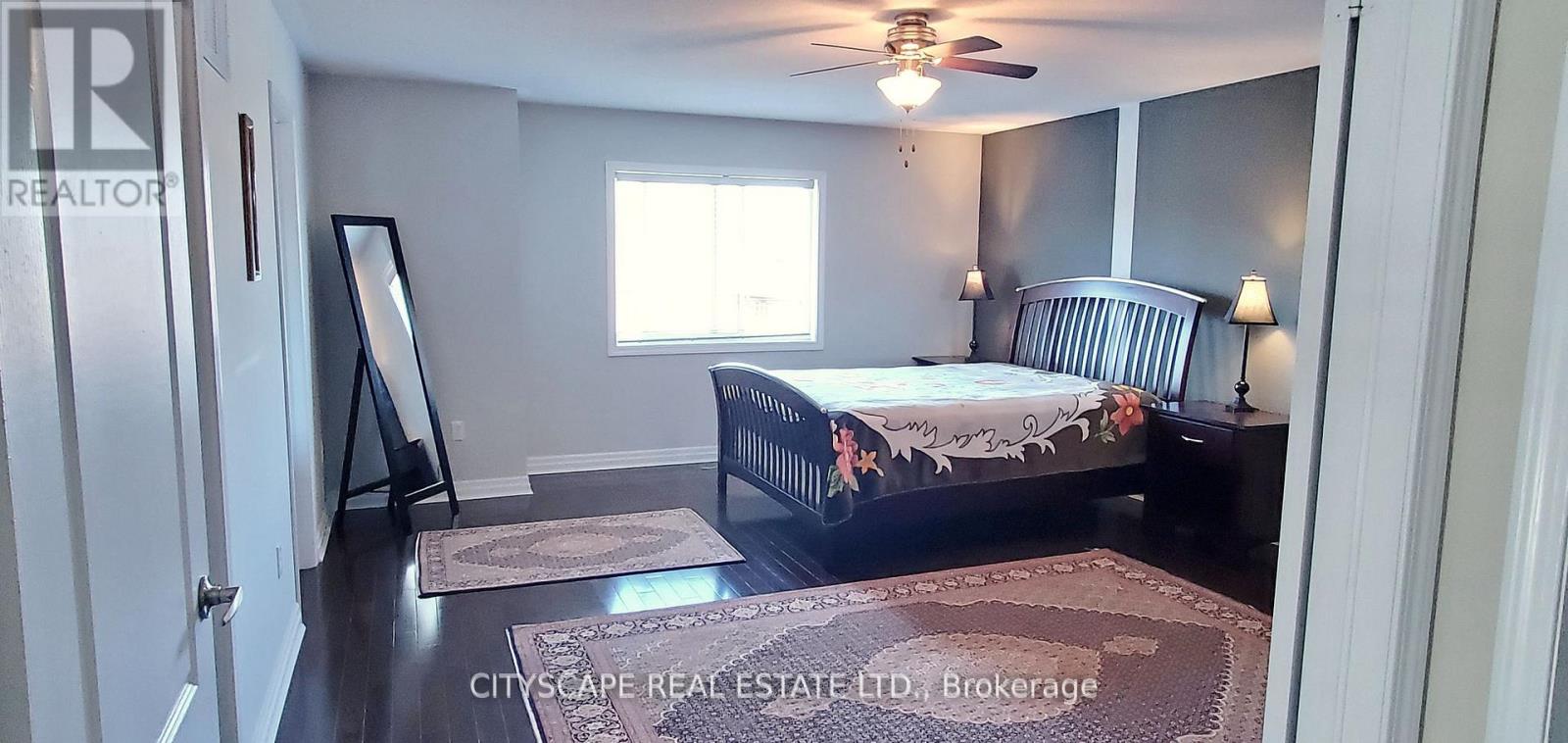 369 Kwapis Boulevard, Newmarket, Ontario  L3X 3H1 - Photo 9 - N12282947