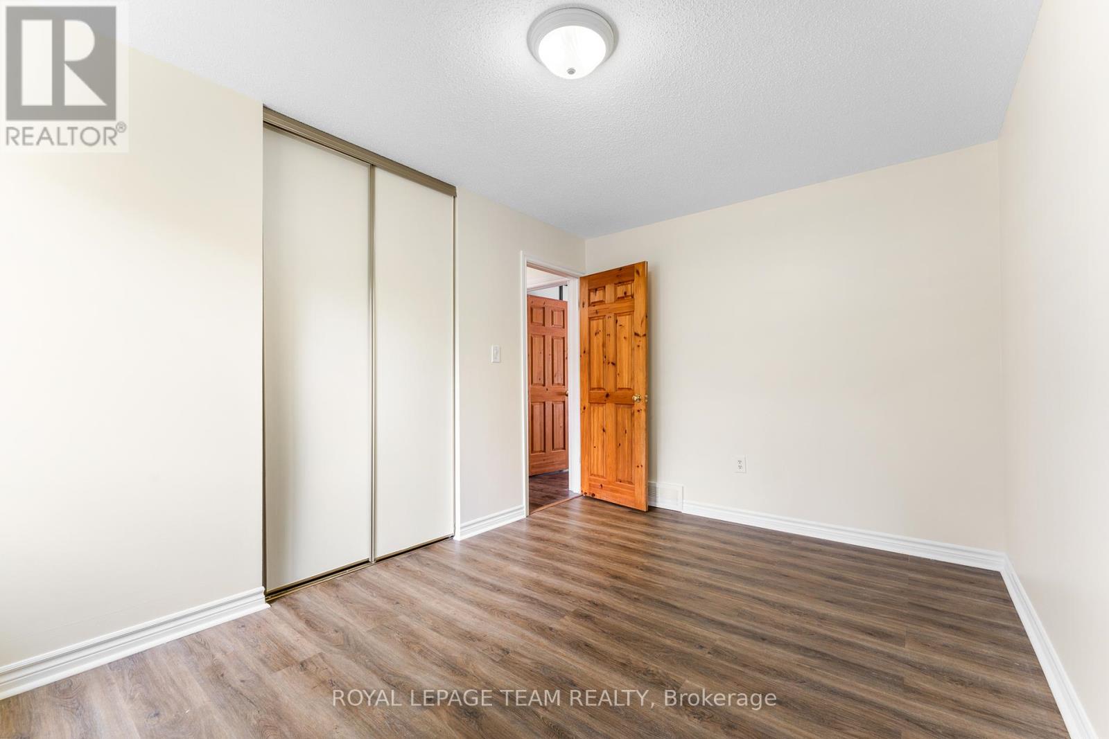 106 Porcupine Trail, Ottawa, Ontario  K0A 1T0 - Photo 20 - X12283348