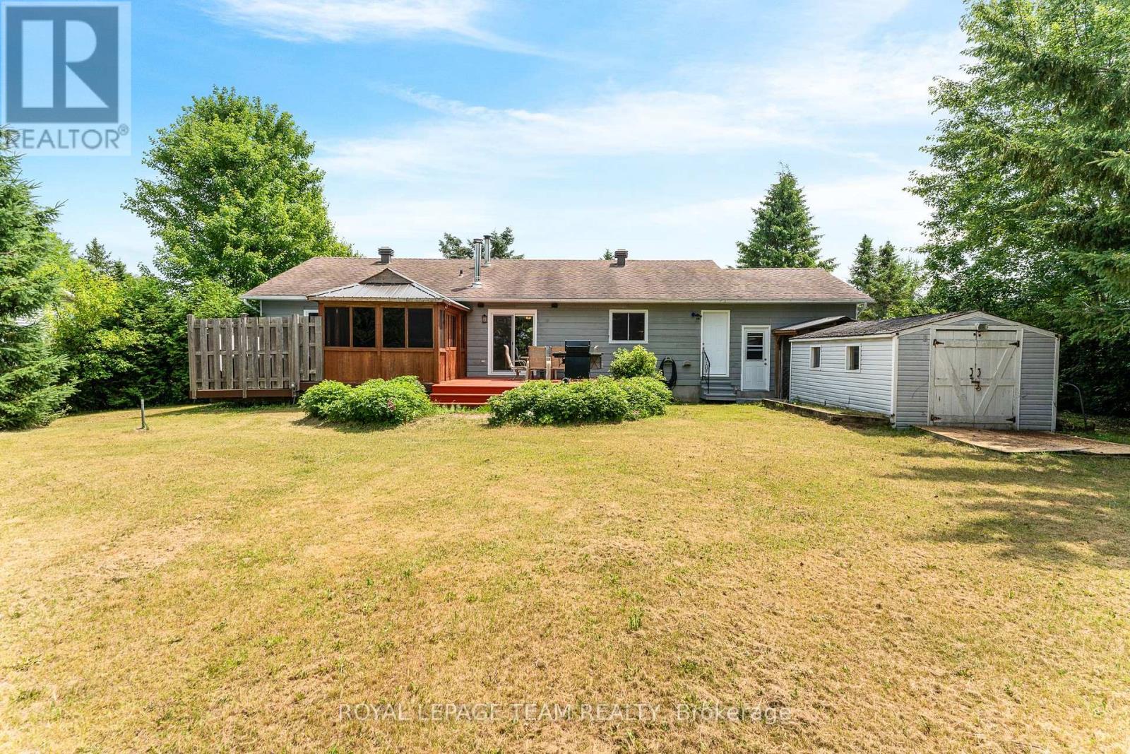 106 Porcupine Trail, Ottawa, Ontario  K0A 1T0 - Photo 42 - X12283348