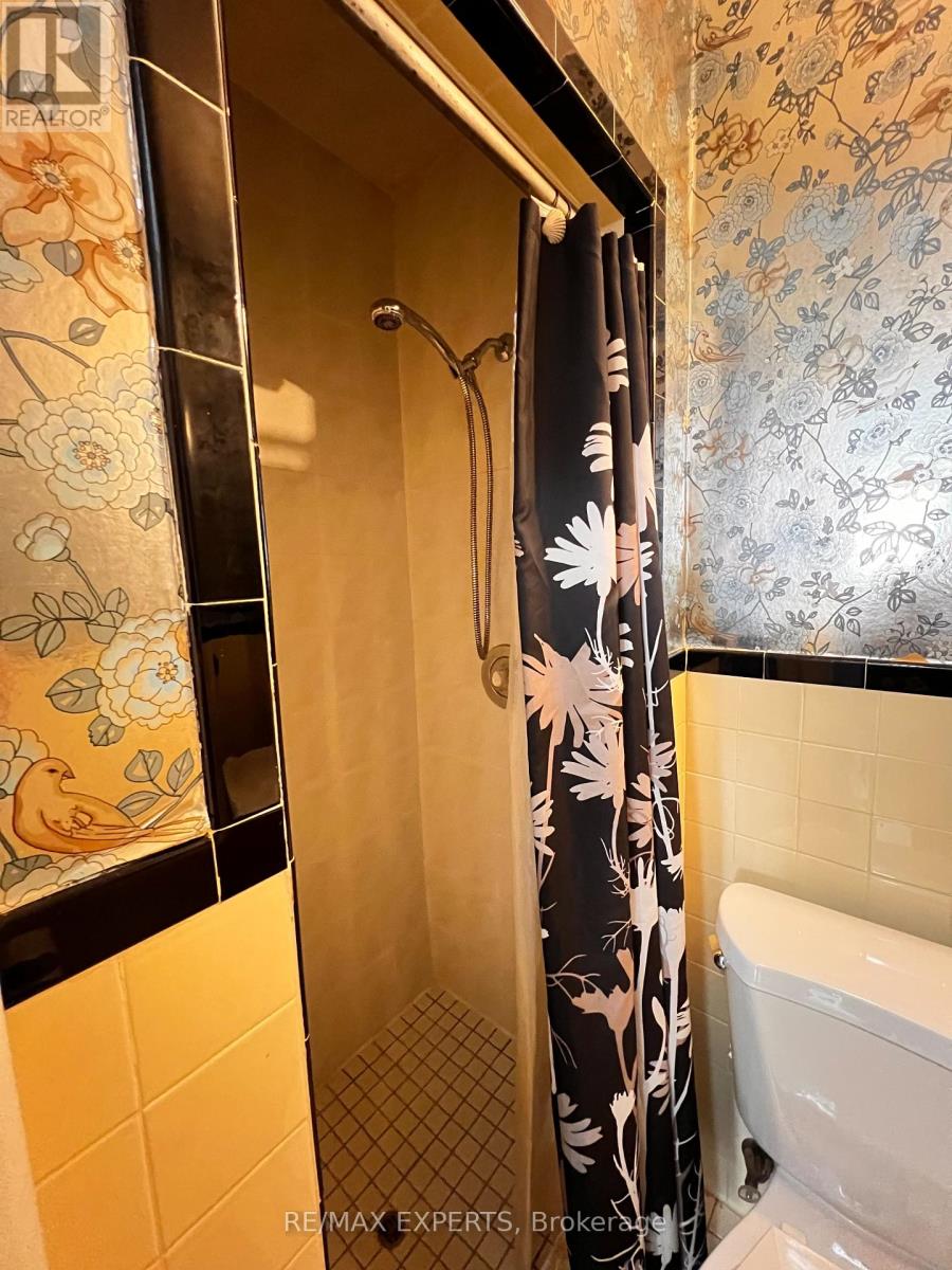 3 - 152 Overbrook Place, Toronto, Ontario  M3H 4P9 - Photo 12 - C12283244