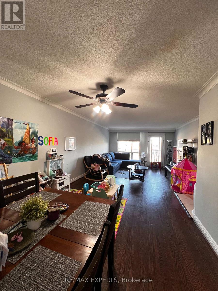 3 - 152 Overbrook Place, Toronto, Ontario  M3H 4P9 - Photo 6 - C12283244