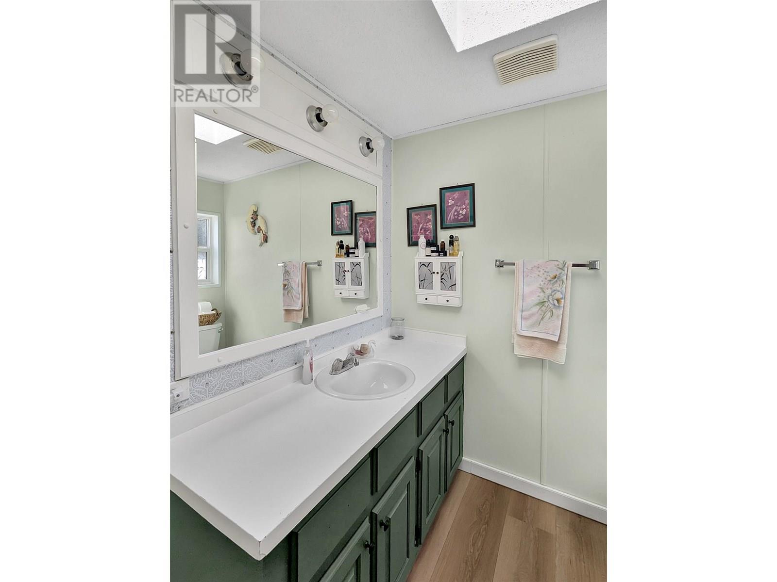 808 Nelson Street, Slocan, British Columbia  V0G 2C0 - Photo 20 - 10355303