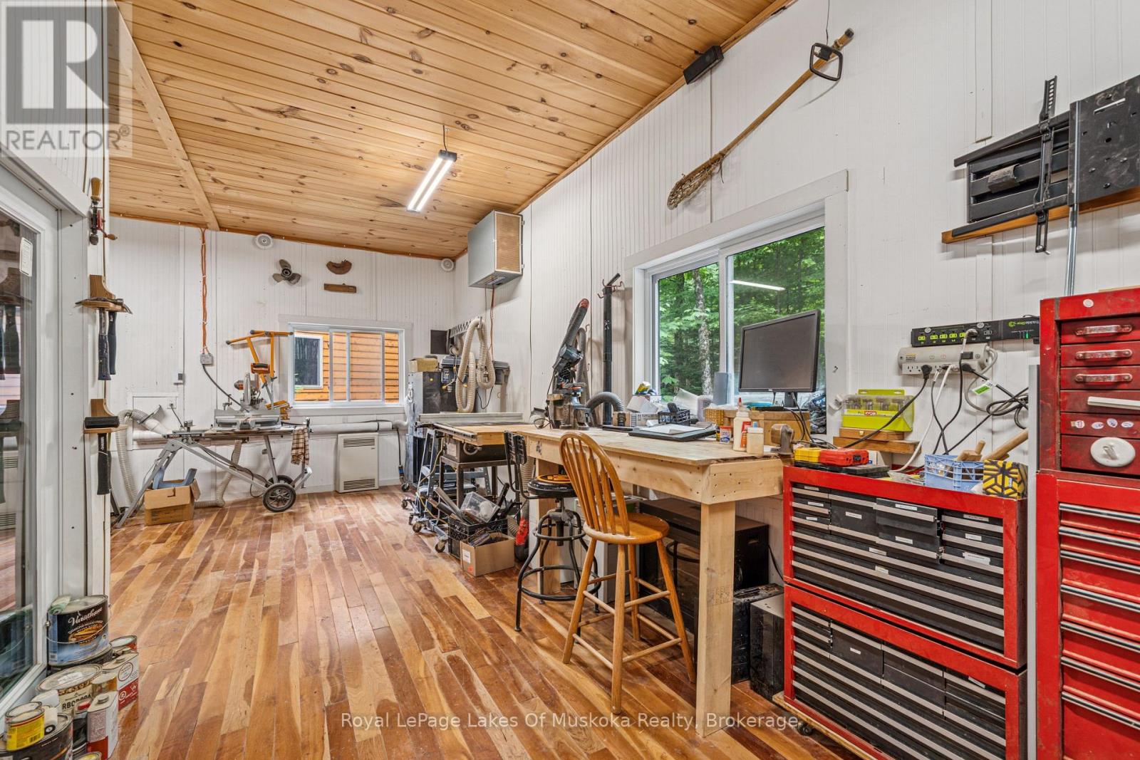 1315 Wolf Circle, Algonquin Highlands (Sherborne), Ontario  P0A 1E0 - Photo 43 - X12283352