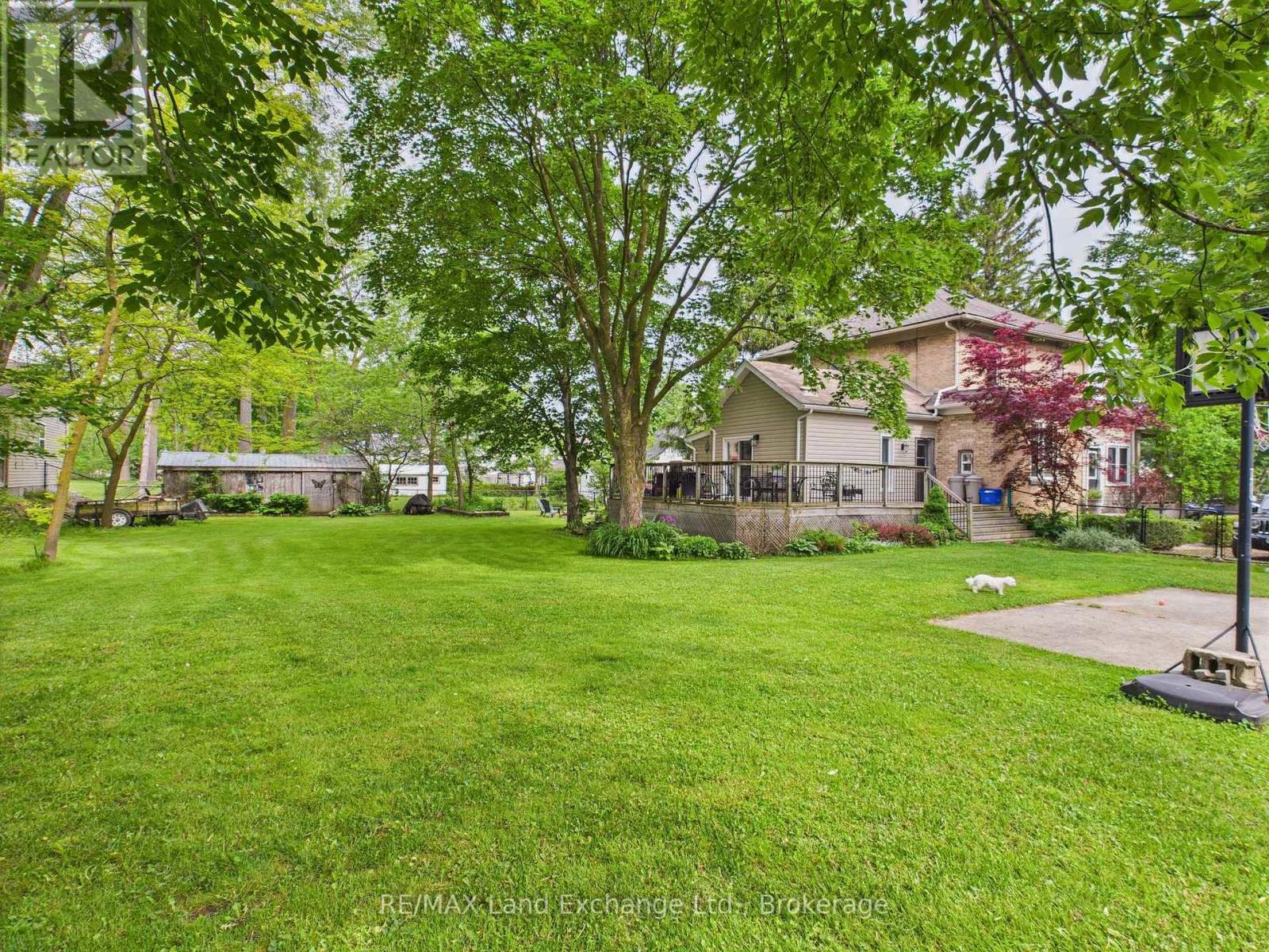 20 Queen Street, Huron-Kinloss, Ontario  N0G 2R0 - Photo 8 - X12283373
