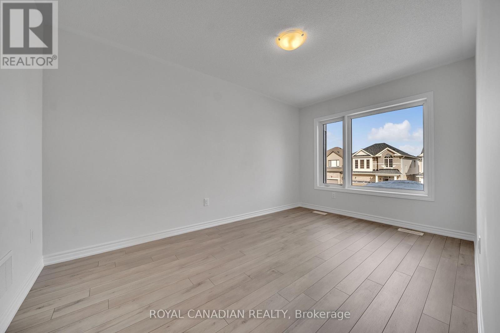 21 Tamworth Terrace, Barrie, Ontario  L9S 2Z8 - Photo 28 - S12283259