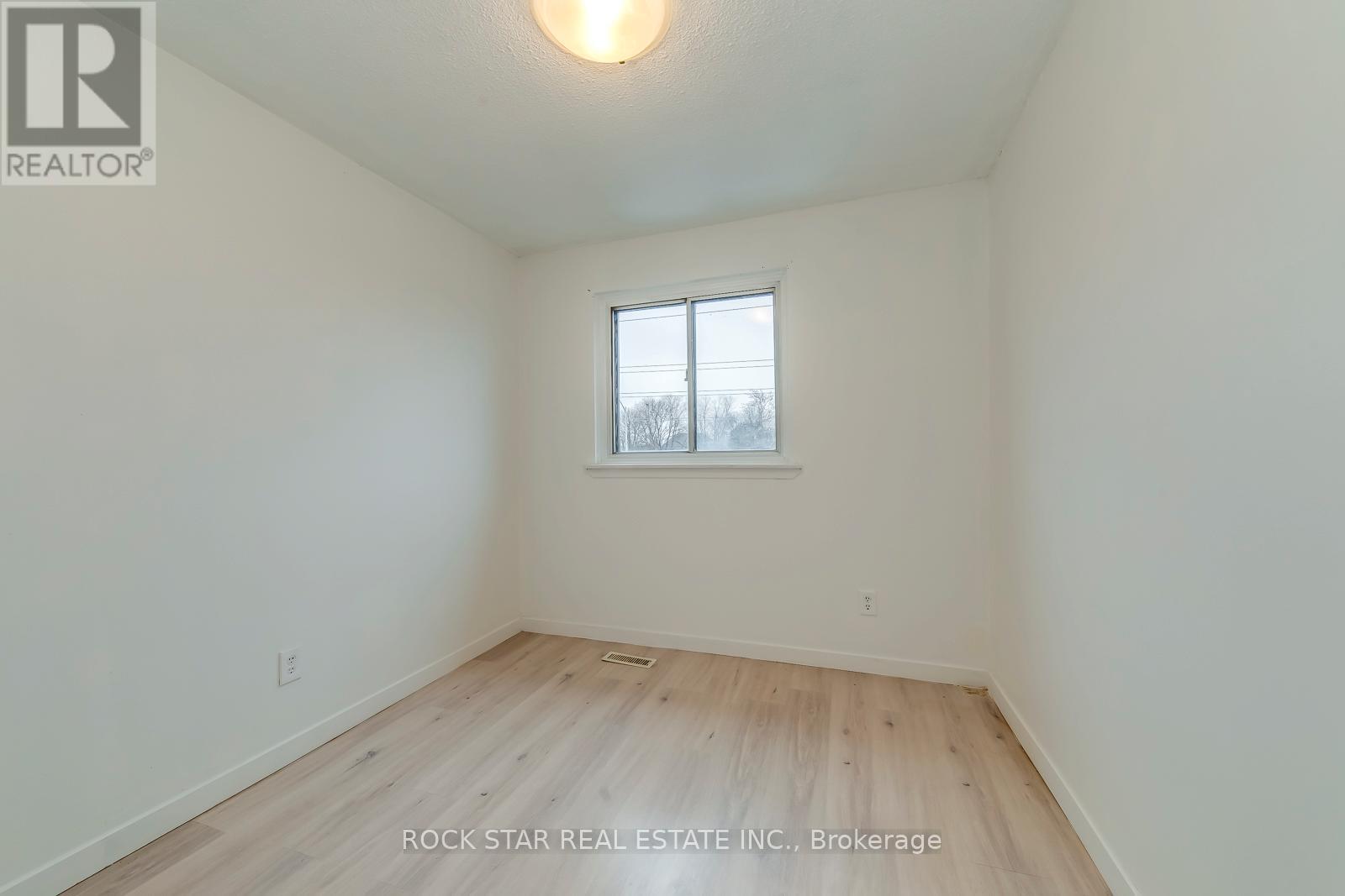 69 - 5 Moregate Crescent, Brampton, Ontario  L6S 3K9 - Photo 29 - W12283223