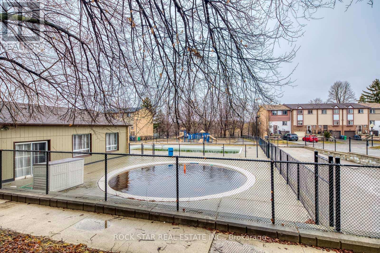 69 - 5 Moregate Crescent, Brampton, Ontario  L6S 3K9 - Photo 37 - W12283223