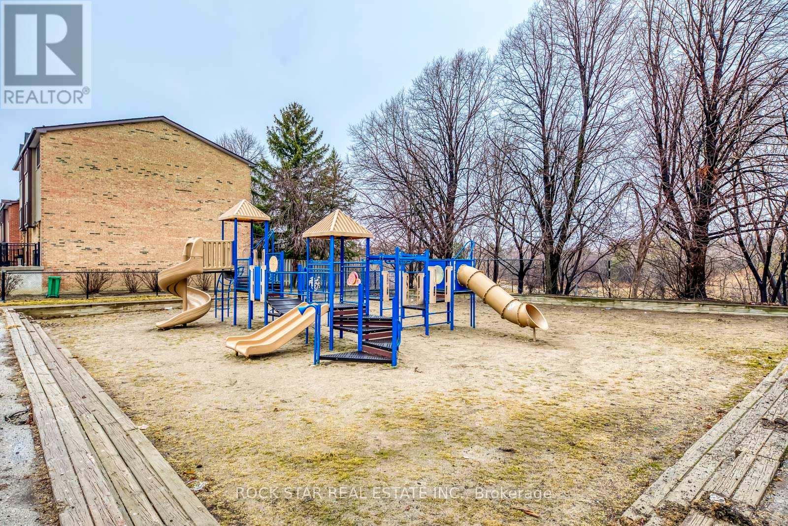 69 - 5 Moregate Crescent, Brampton, Ontario  L6S 3K9 - Photo 39 - W12283223