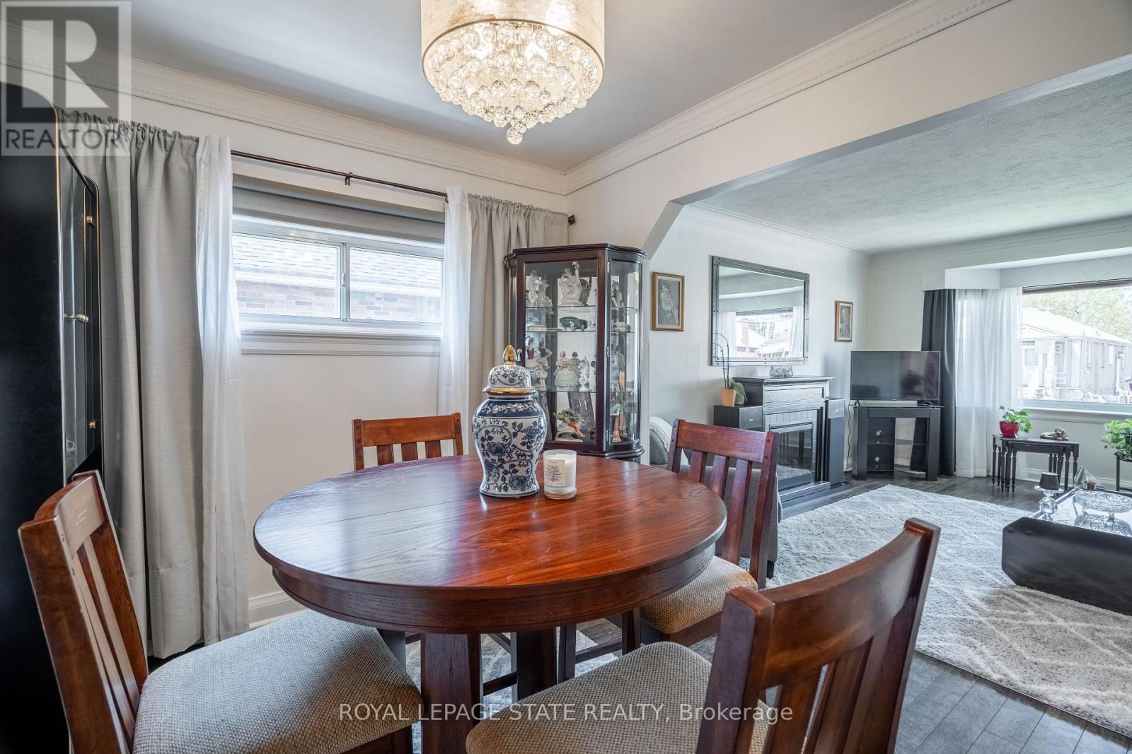 11 Speers Avenue, Toronto (Weston), Ontario  M9N 1E9 - Photo 9 - W12283262