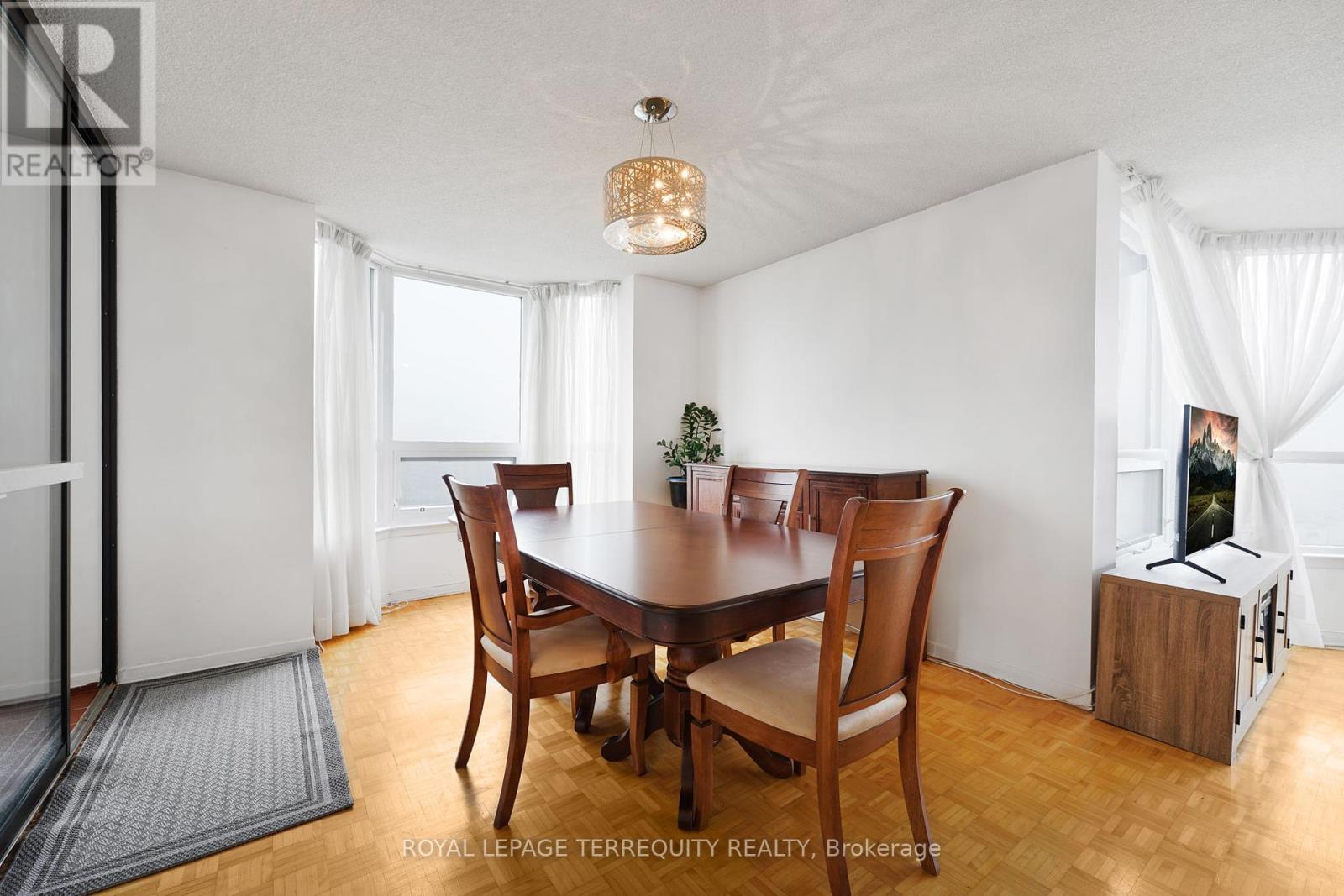 1702 - 8 Lisa Street, Brampton, Ontario  L6T 4S6 - Photo 13 - W12283284