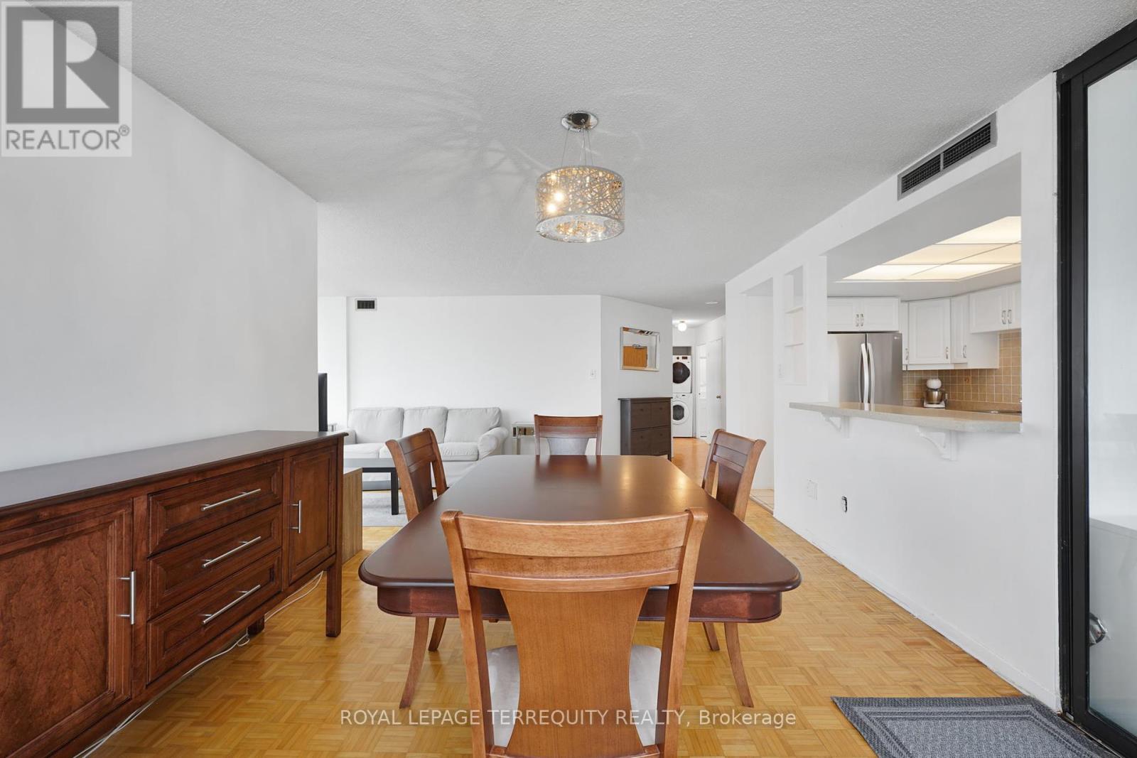 1702 - 8 Lisa Street, Brampton, Ontario  L6T 4S6 - Photo 14 - W12283284