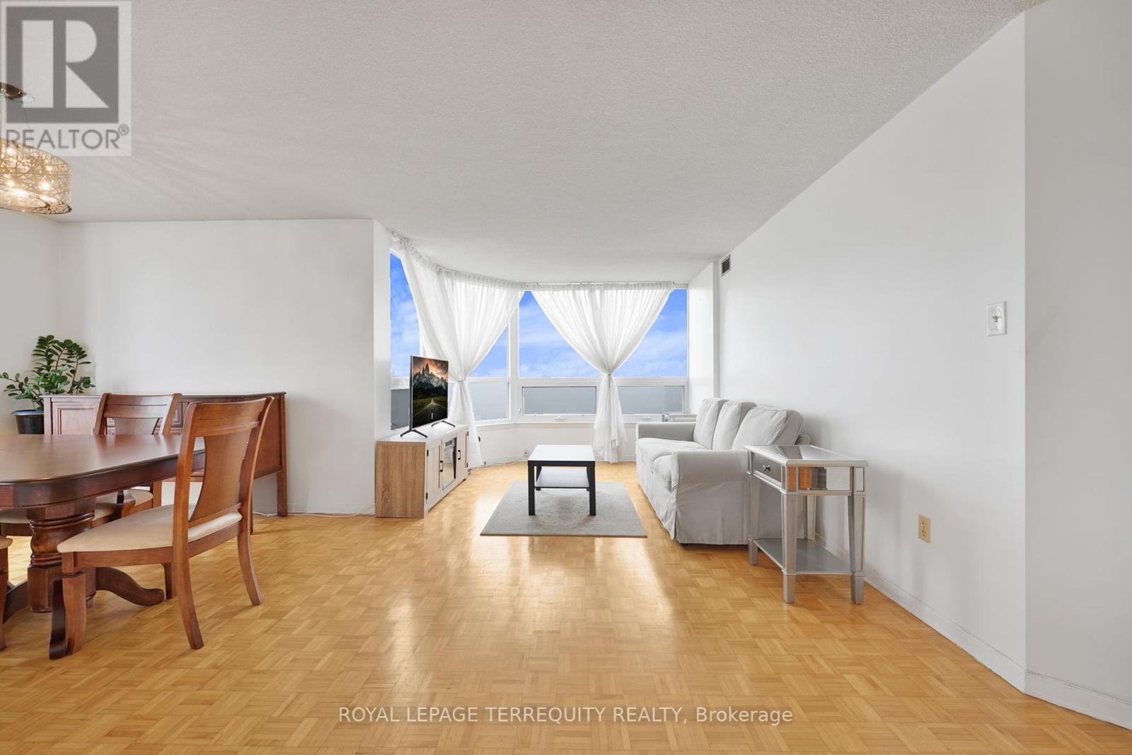 Property at 1702 - 8 LISA STREET image 5