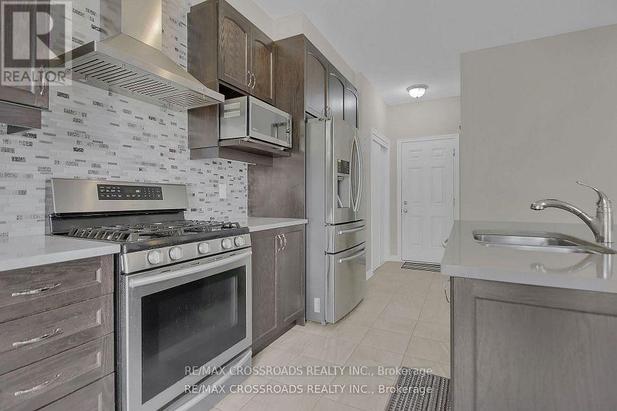 906 Whimbrel Way, Ottawa, Ontario  K2J 6C5 - Photo 20 - X12283198
