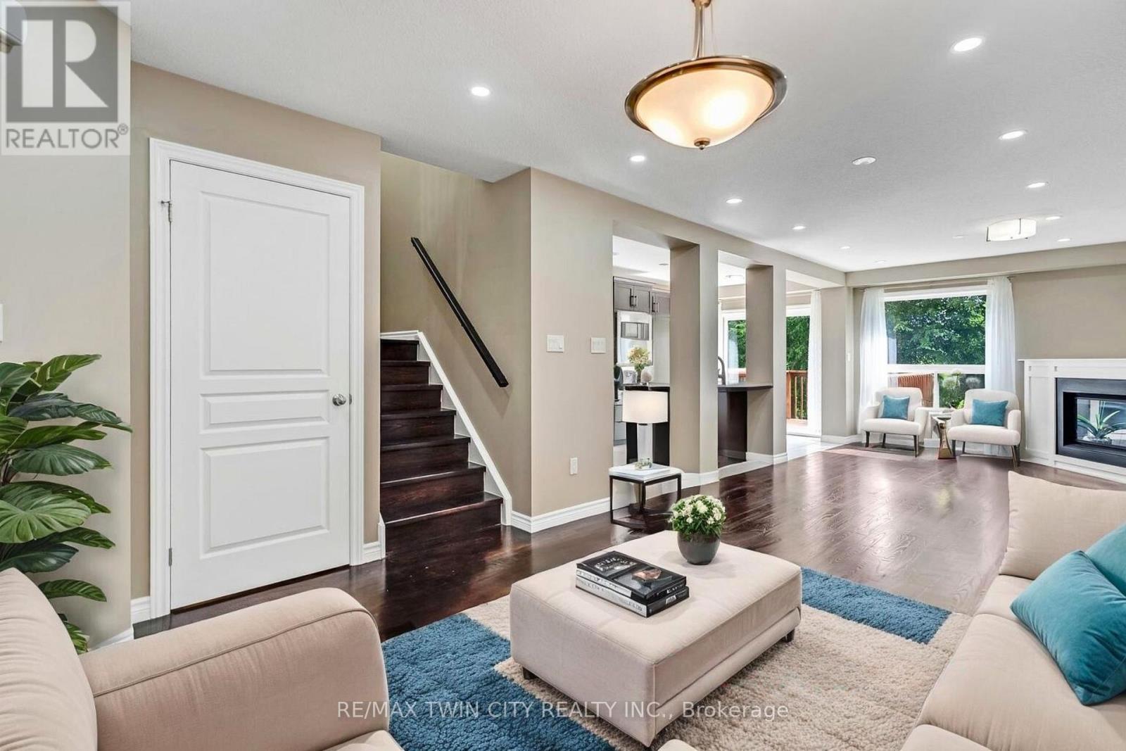 Property at 448 STARWOOD DRIVE image 3