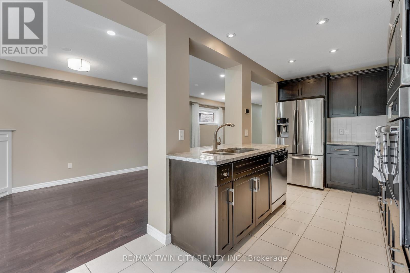 Property at 448 STARWOOD DRIVE image 5