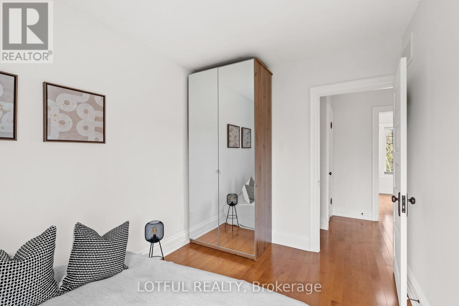 45 Hampton Avenue, Ottawa, Ontario  K1Y 0N1 - Photo 14 - X12283410