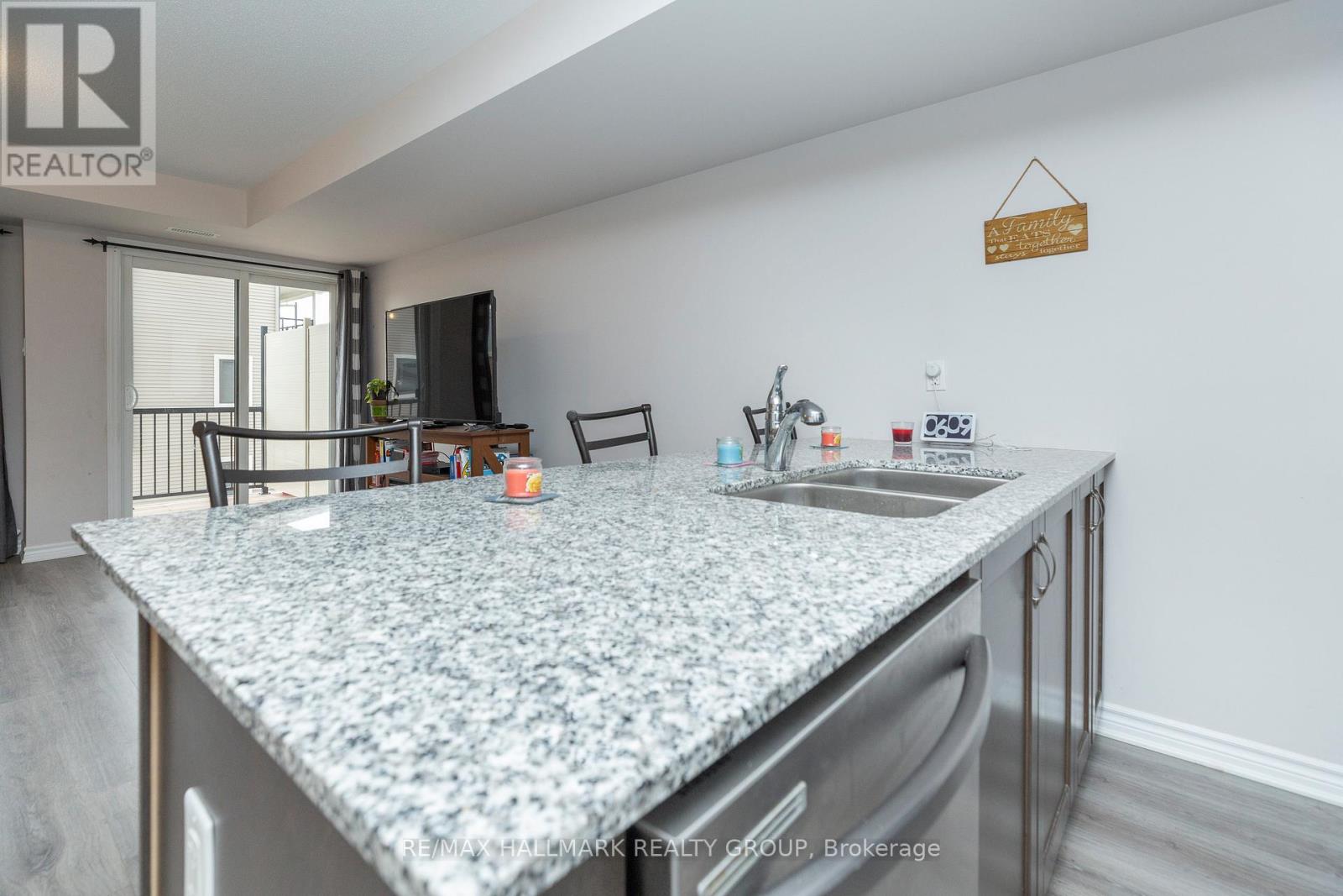 105 Walleye Private, Ottawa, Ontario  K2J 6L3 - Photo 19 - X12283479