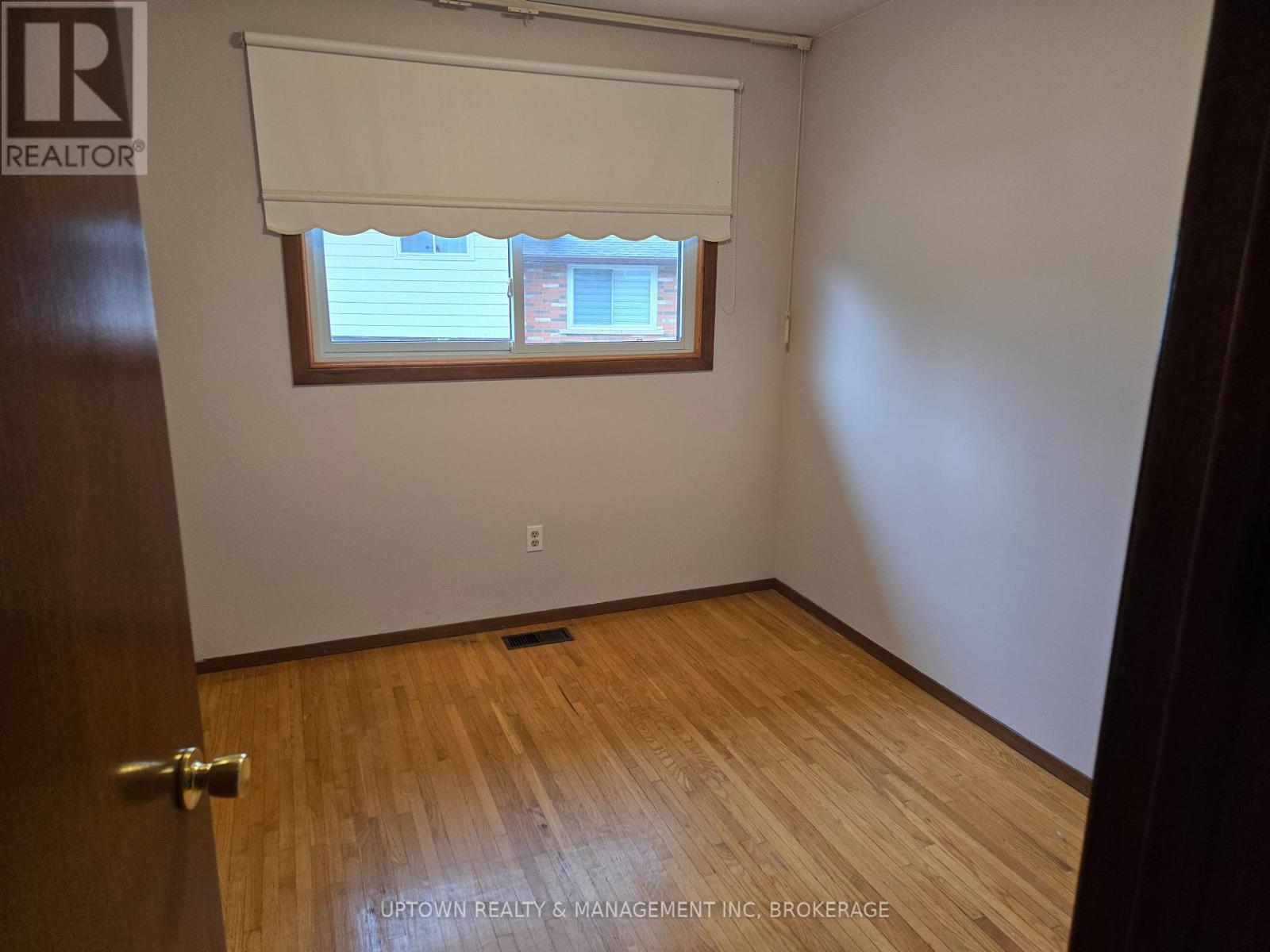 35 Allan Drive, St. Catharines, Ontario  L2N 6H3 - Photo 12 - X12283536