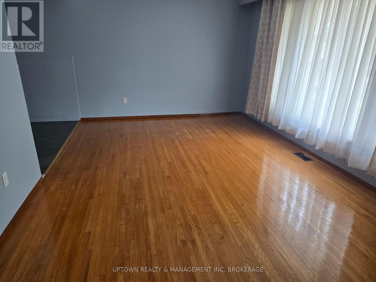 35 Allan Drive, St. Catharines, Ontario  L2N 6H3 - Photo 9 - X12283536