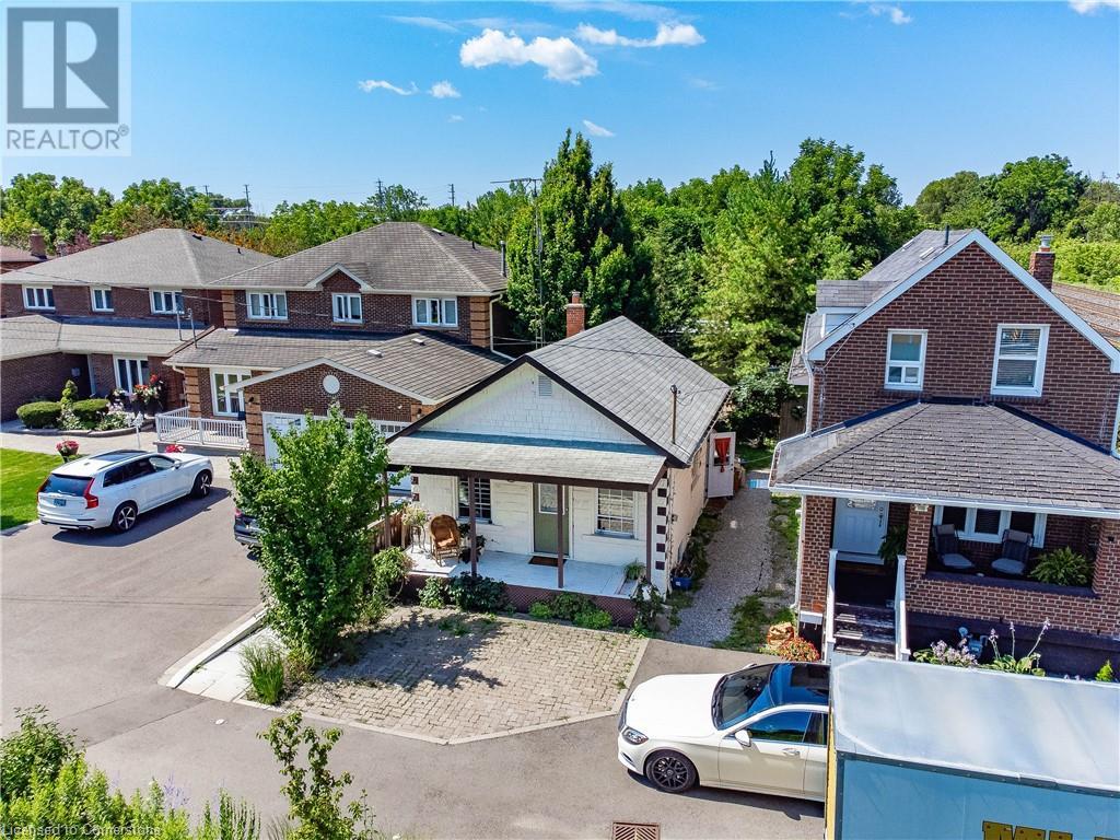 Property at 1104 HAIG Boulevard image 3