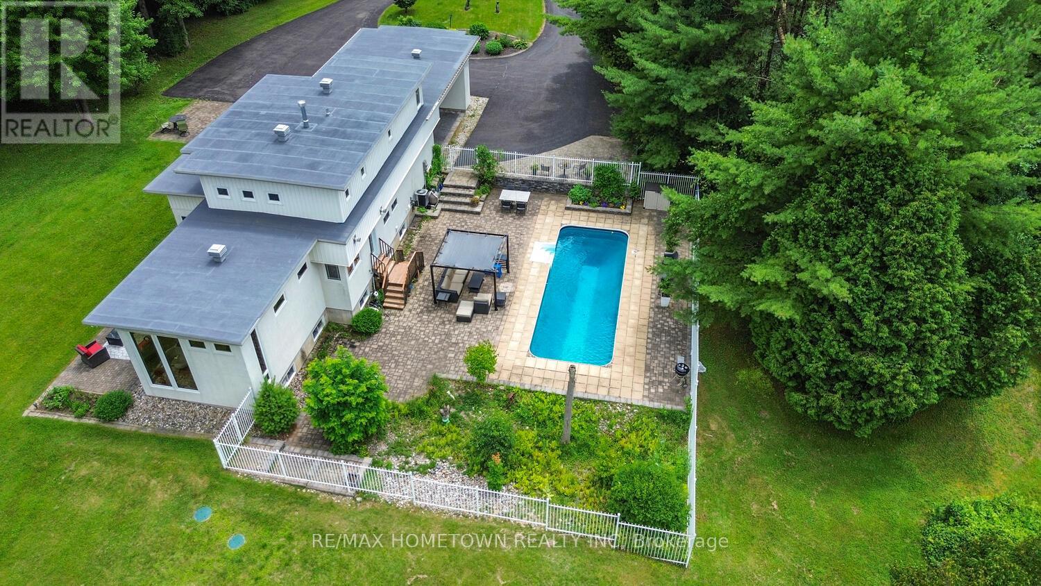 Property at 1326 LILY BAY DRIVE N image 2